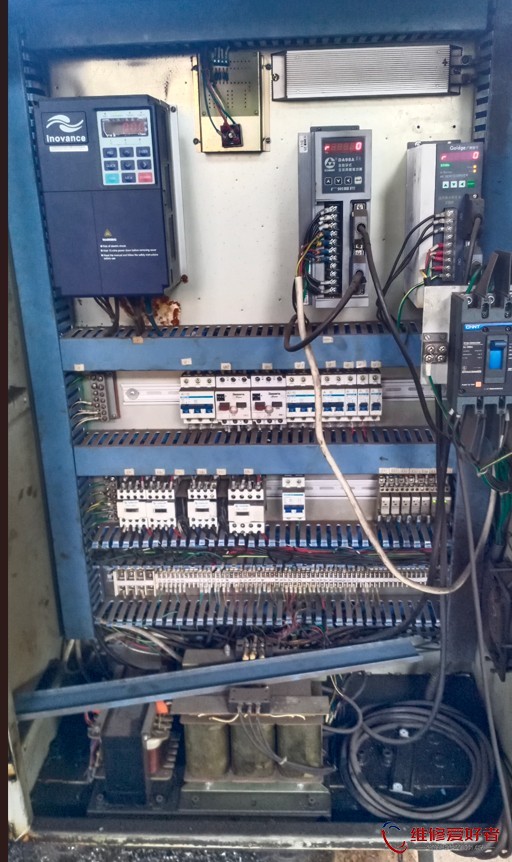 配电盘.jpg